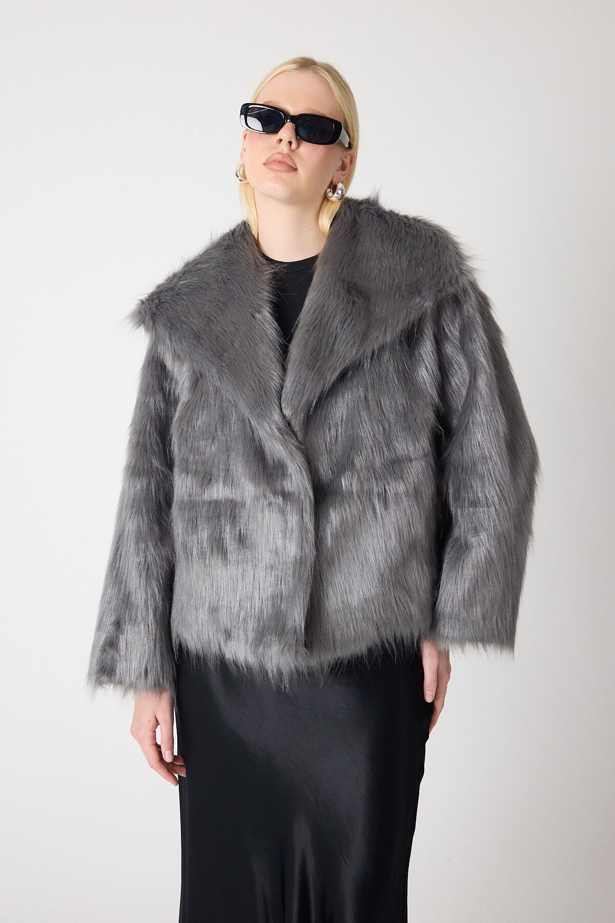 ŞAL YAKA KÜRK (Gümüş)