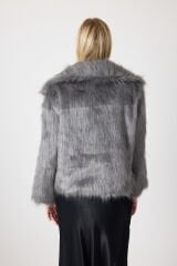 ŞAL YAKA KÜRK (Gümüş)